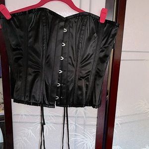Black lace up corset